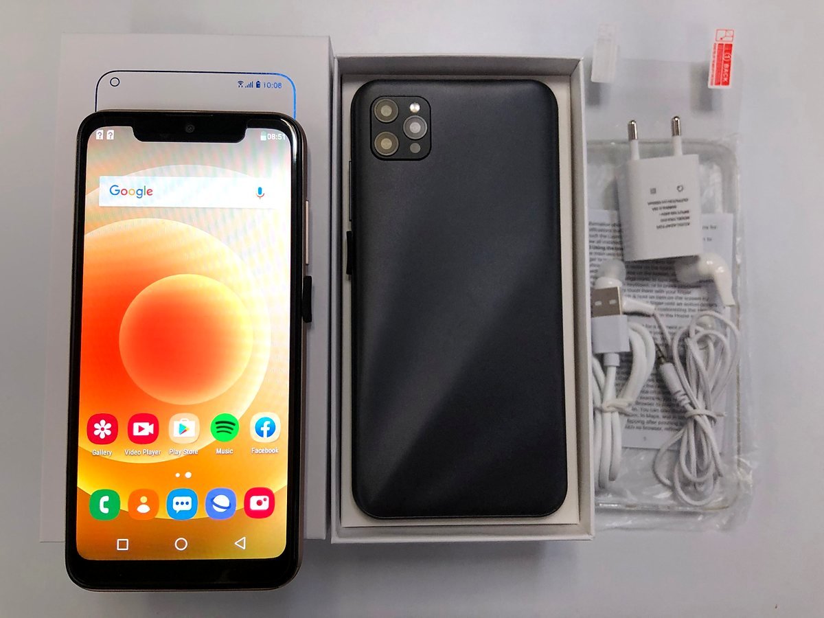 MaxPhone Budget Android smartphone with a large display